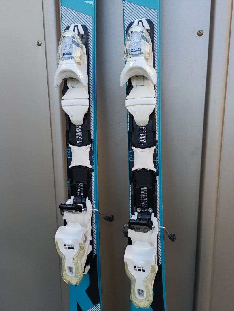 スキー ROSSIGNOL REACT2 170 cm & LOOK XPRESS 10