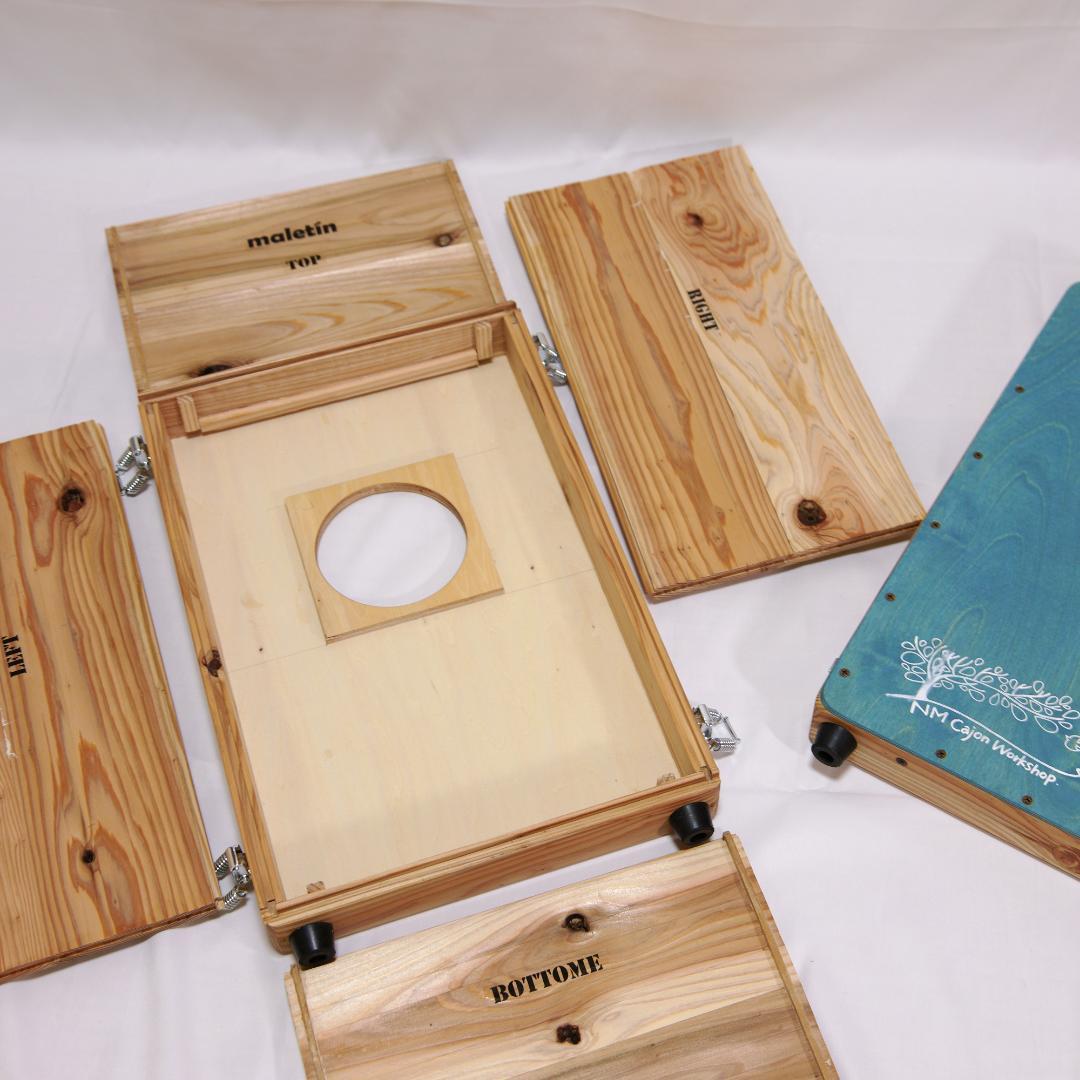 組み立て式・折りたたみ　旅するカホン Maletin Ligero 杉