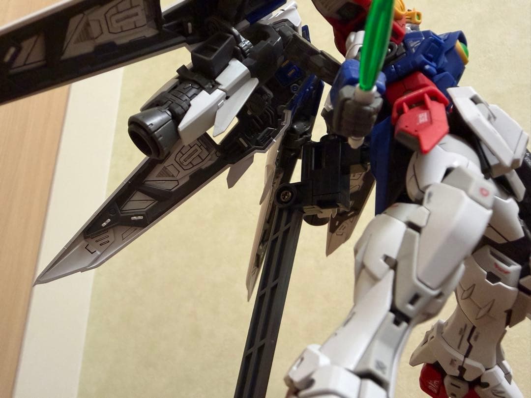 ネ*ル様 RG 1/144 ウイングガンダムゼロ 組立品 シール貼り付け・簡易塗