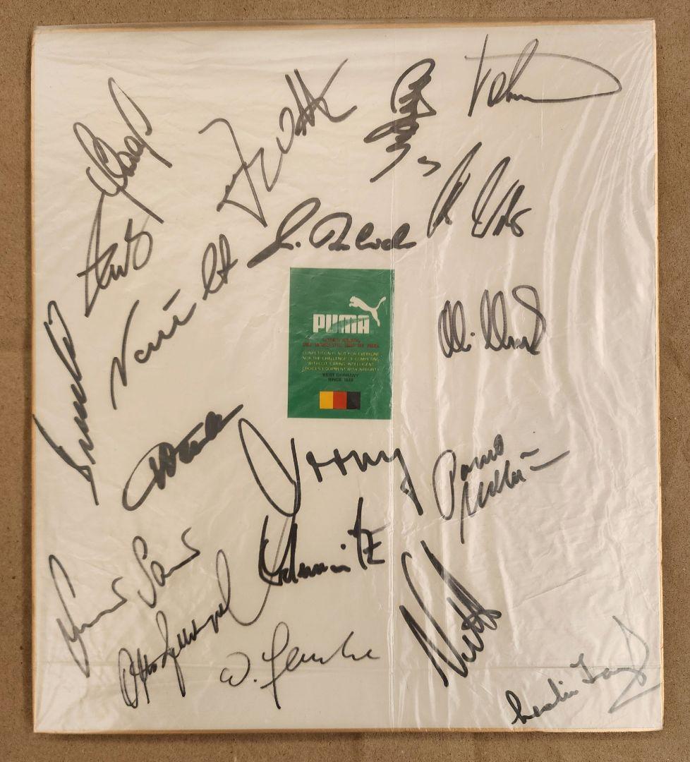 激レア 独ブレーメン直筆サイン色紙（19選手、奥寺泰彦）現役時代