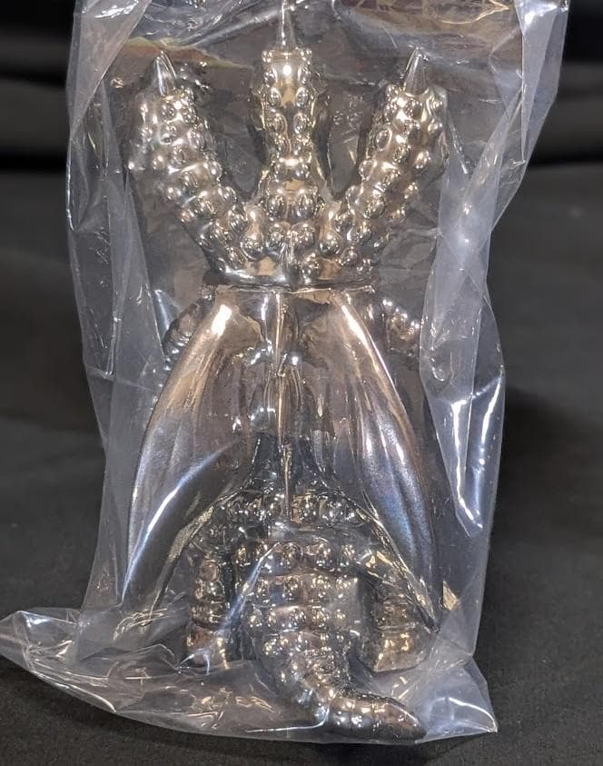 三つ首竜「スペクトルマン」登場怪獣（マスダヤ）メッキ仕様ミドルサイズソフビ未開封