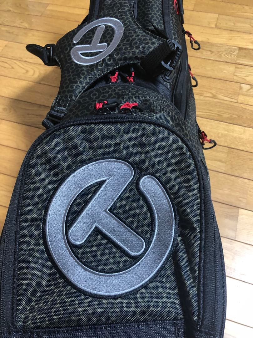 スコッティ キャメロン スタンドバッグ SIX SHOOTER