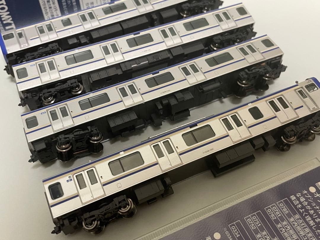 TOMIX E235系1000番台　付属4両セット