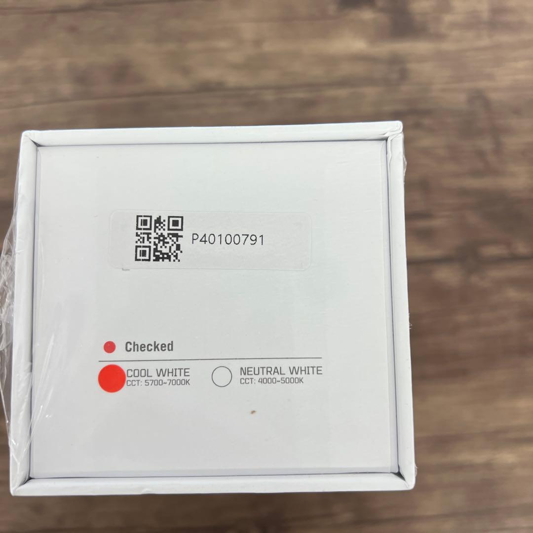 261195 OLIGHT Seeker 4 Pro LEDライト