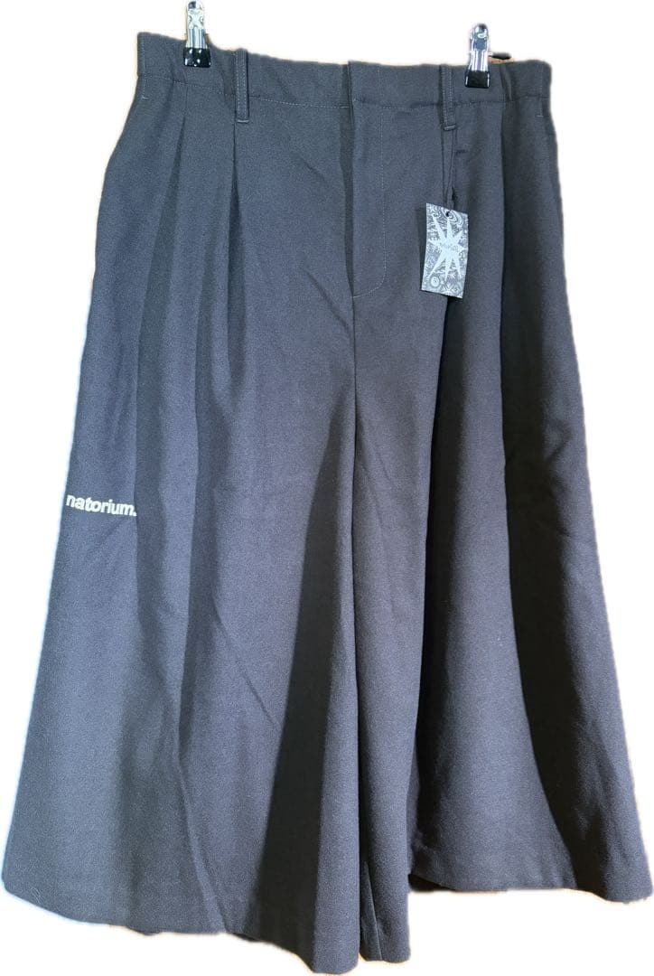 なとり 深海　キュロットパンツ　ズボン　natorium Culottes