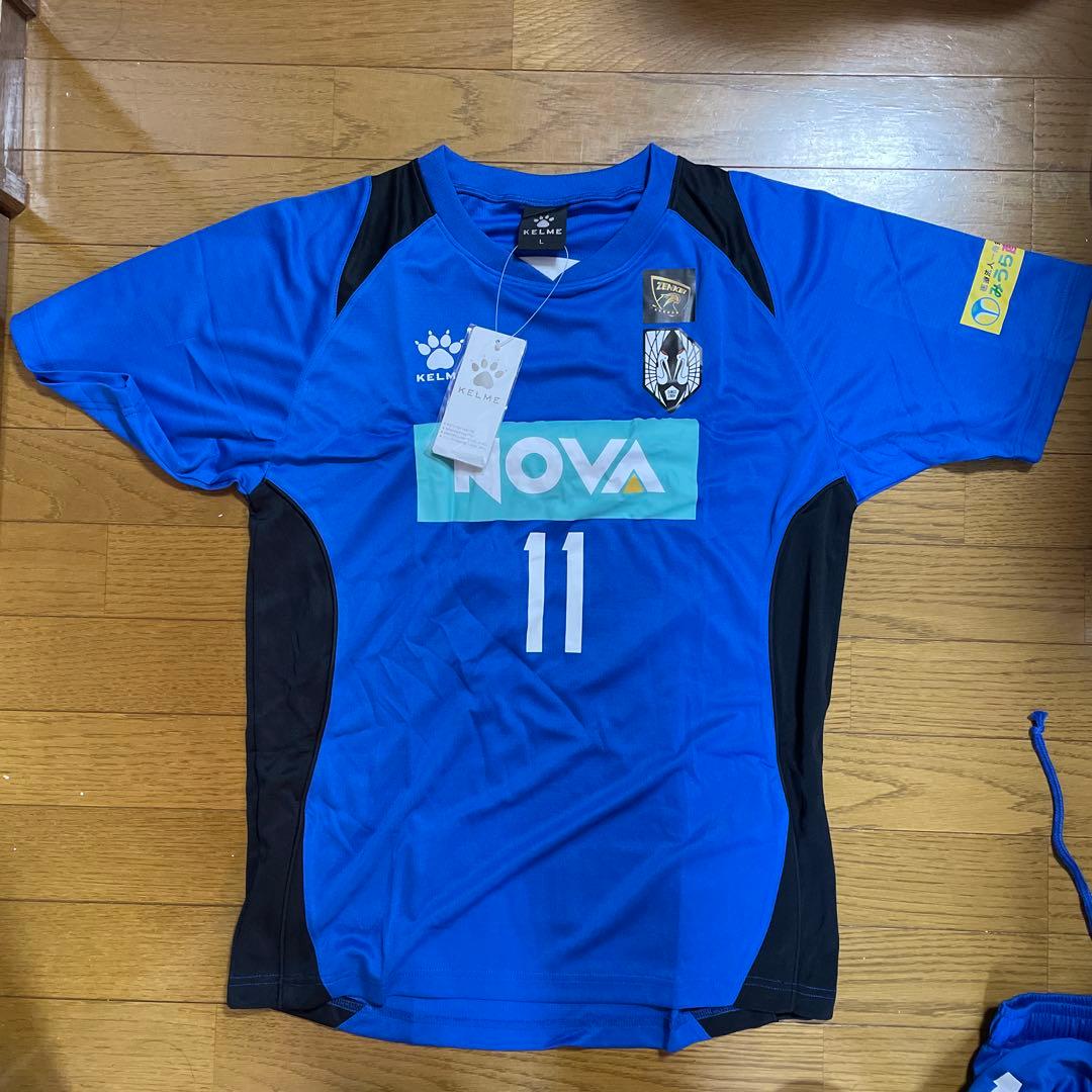 【支給品】いわてグルージャ盛岡　ユニホーム　青色 背番号11 上下セット　ケルメ