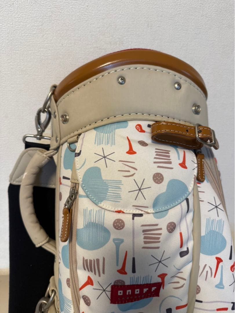 【送料込み】廃盤希少品　オノフ　キャディバッグ レディース　数量限定品