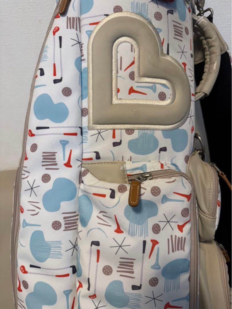 【送料込み】廃盤希少品　オノフ　キャディバッグ レディース　数量限定品