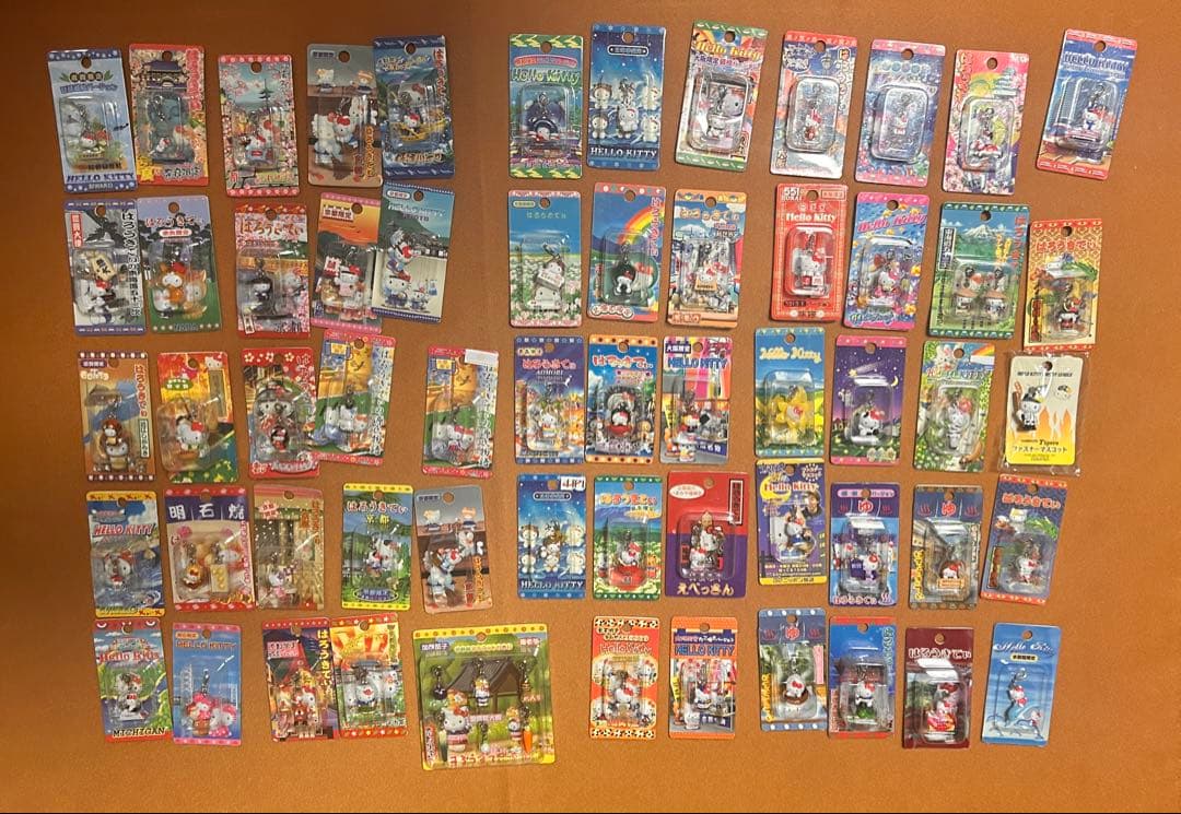 ゆ*い様 ご当地ハローキティ　計128点