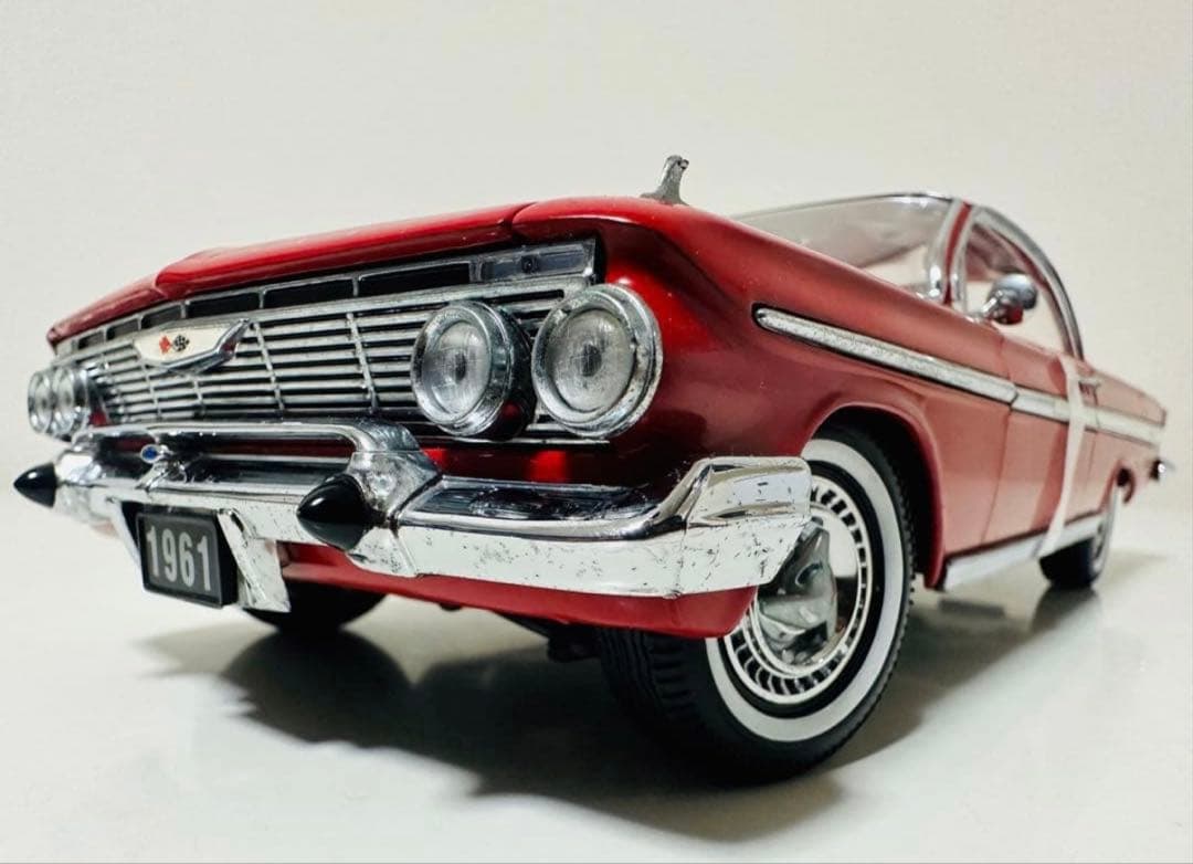 SunStar/'61 Chevyシボレー Impalaインパラ 1/18 新品