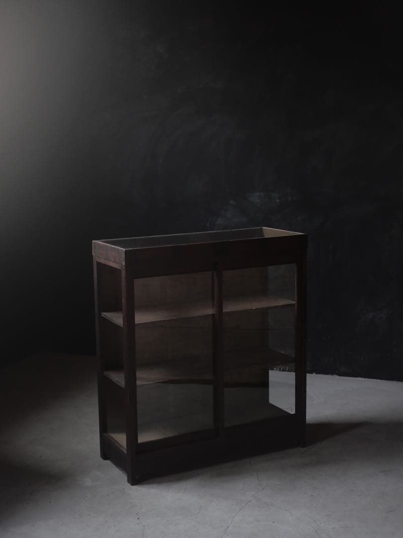 ショーケース　ゆらゆらガラス　古家具　古道具　アンティーク　レトロ