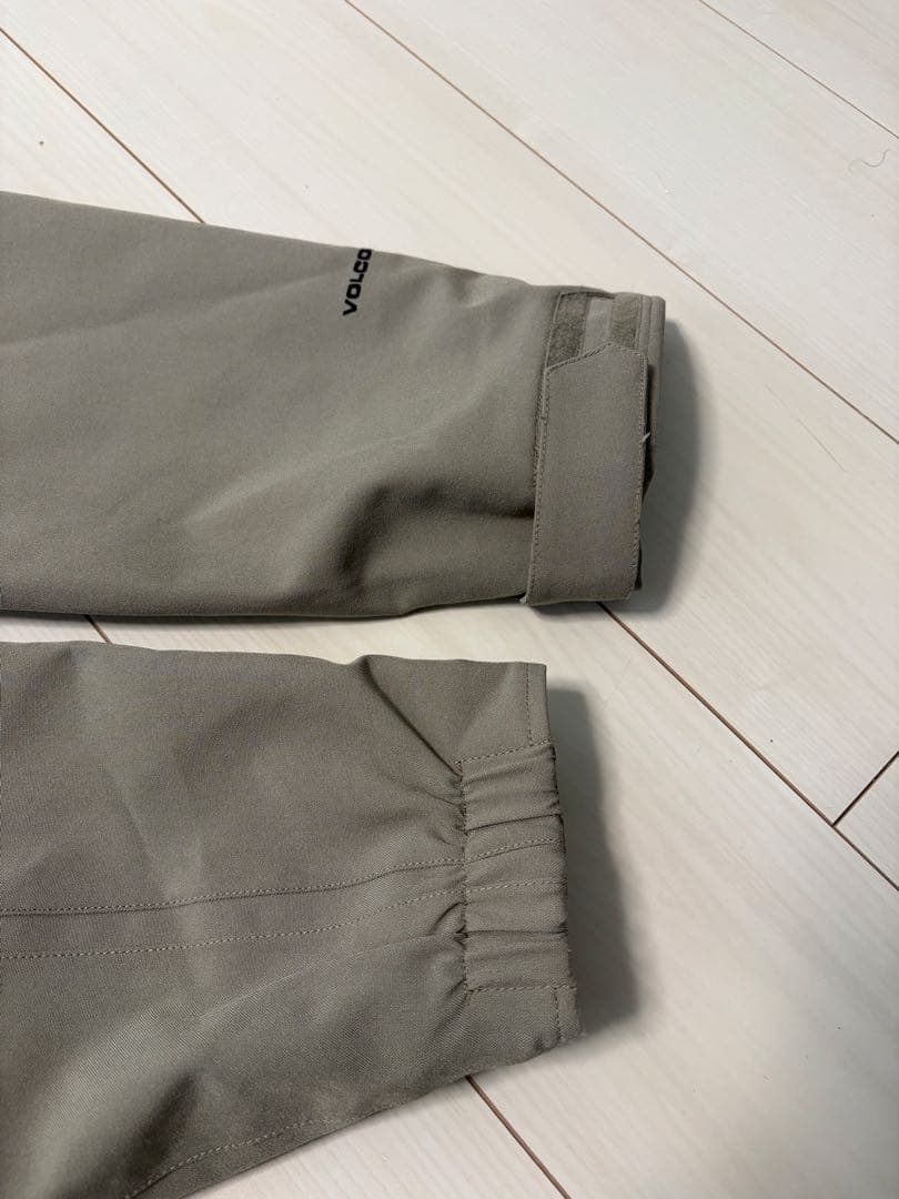 VOLCOM ブライトンプルオーバー　brighton ボルコム　スノーボード