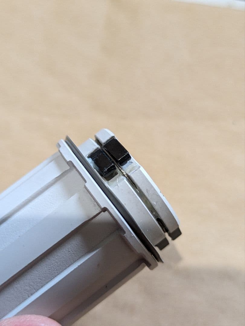 フルクラム R0-113、カンパニョーロ FH-BO015X1 フリーボディ