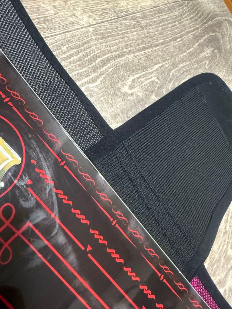 カルマノ スノーボード 黒赤デザイン ケース付き