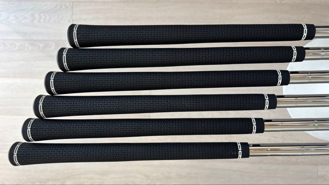 Titleist T200 2023 5I-PW6本AMC購入から 半年の美品