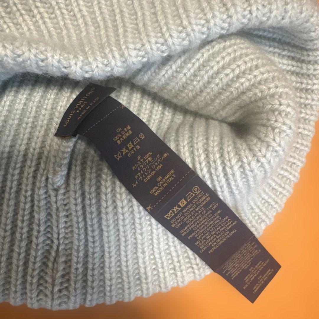 1月末まで値下げです　Louis Vuitton ニット帽 2色セット