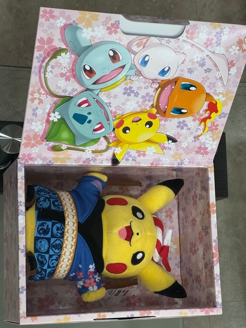 【未開封/非売品】ピカチュウぬいぐるみEXPO2025 /ピンバッチ付き