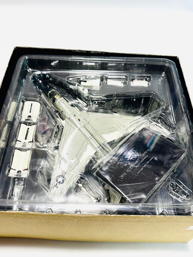 航空機・ヘリコプター century Wings 1/72 A-7E Corsair II VA-93
