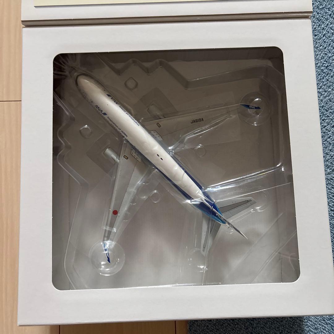 全日空商事 ANA B767-300ER スケール1/200