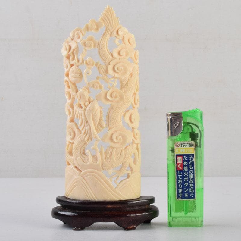 中国　獣骨製　雲龍透かし彫　硯屏　置物　唐木台付　N　9110