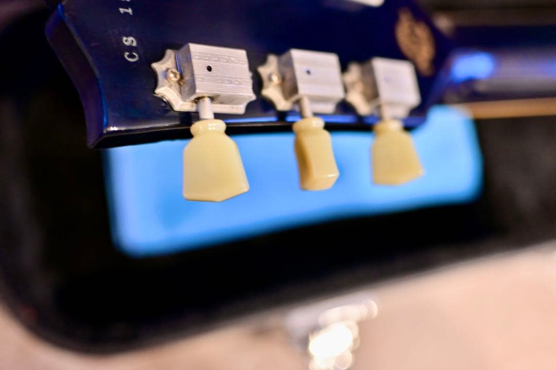 最終Gibson ES-330L Beale Street Blue ミスチル