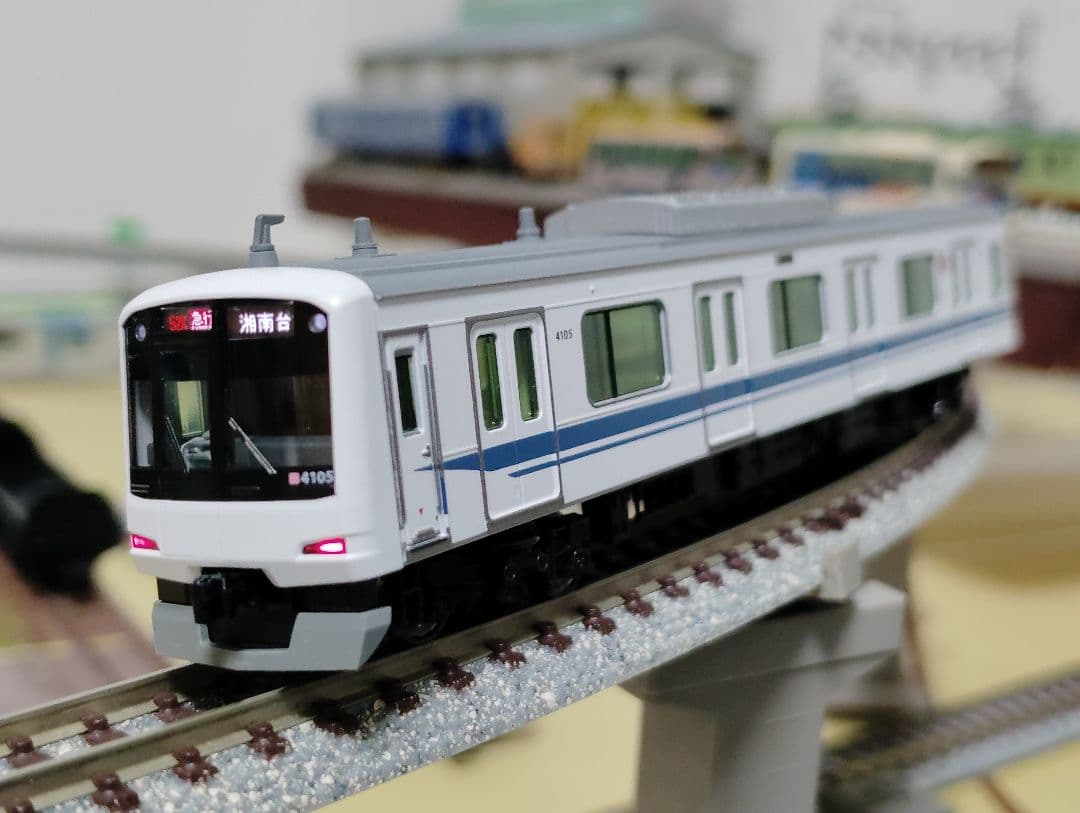 KATO 10-2043 東急電鉄 5050系　4000番台 新幹線　先頭車のみ