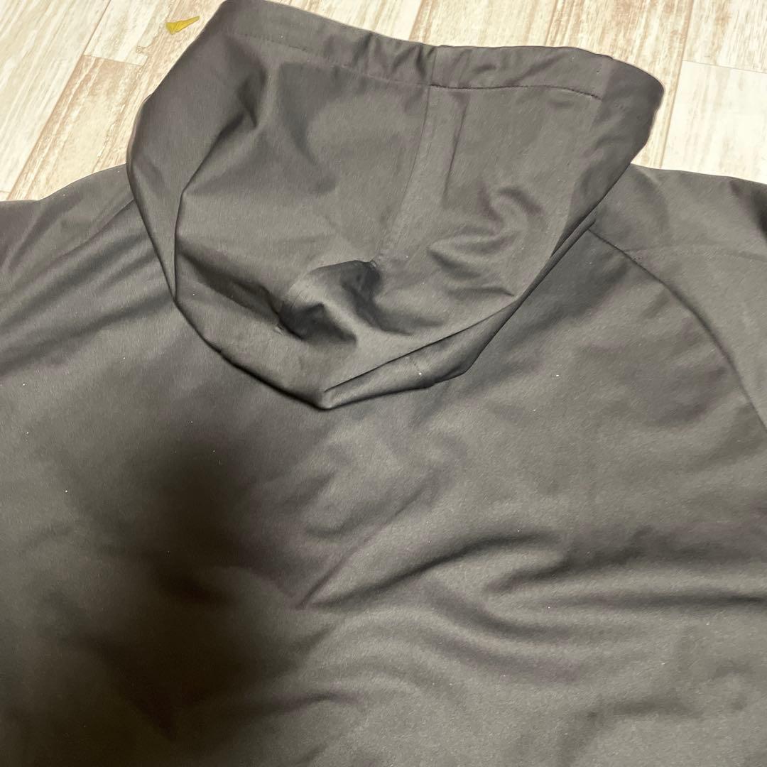 新品⭐︎ヨネックス ユニウォームアップパーカー　ヒートカプセルトリプルO