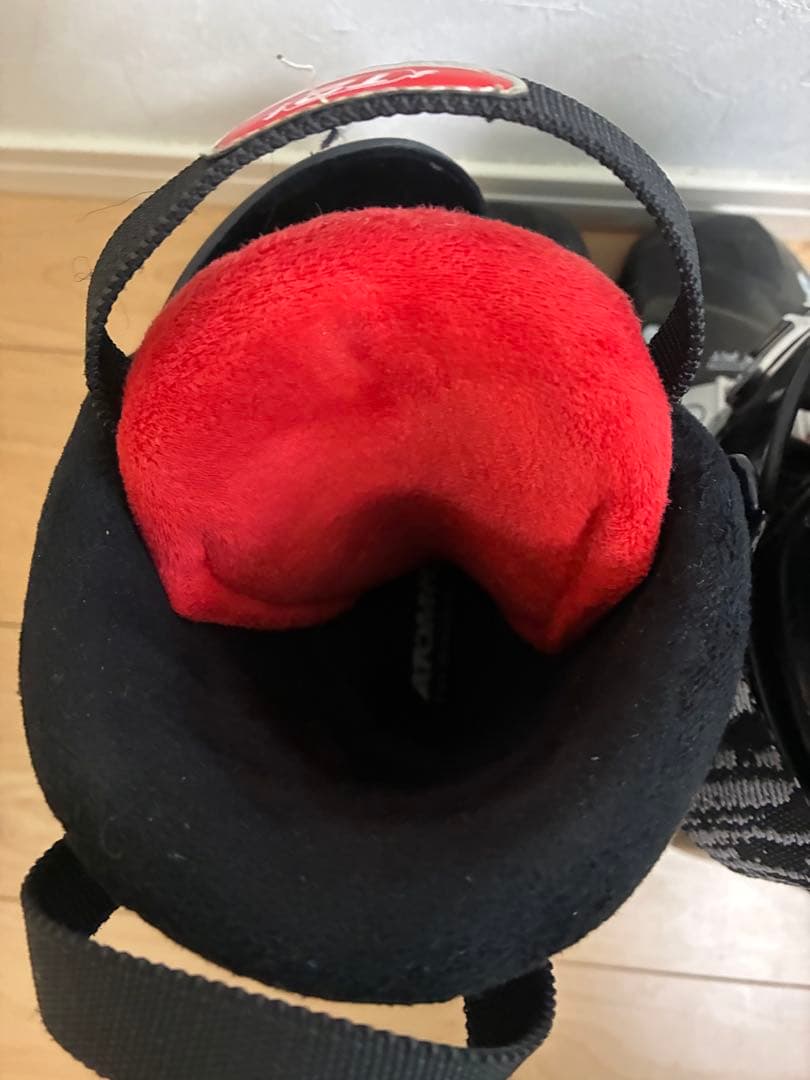 アトミック　ライブフィット60 ブラック　　25-25.5cm スキーブーツ