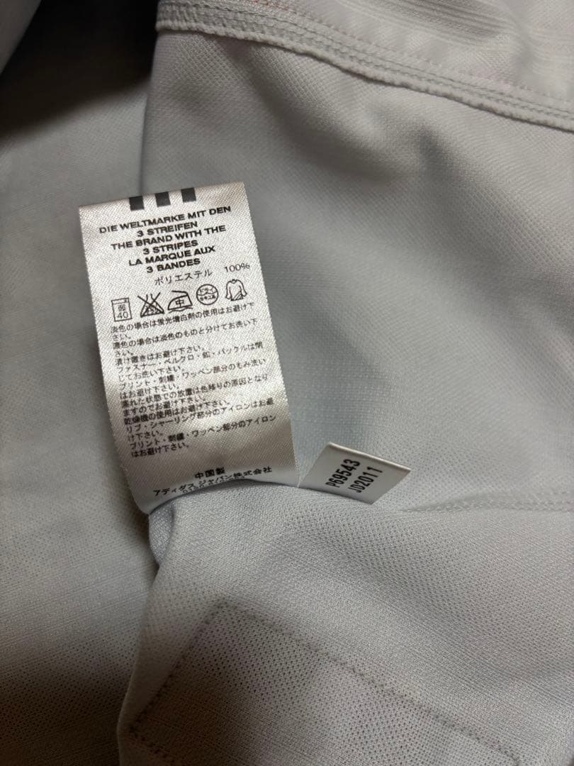 読売巨人軍　ジャイアンツ　アディダス　ユニフォーム