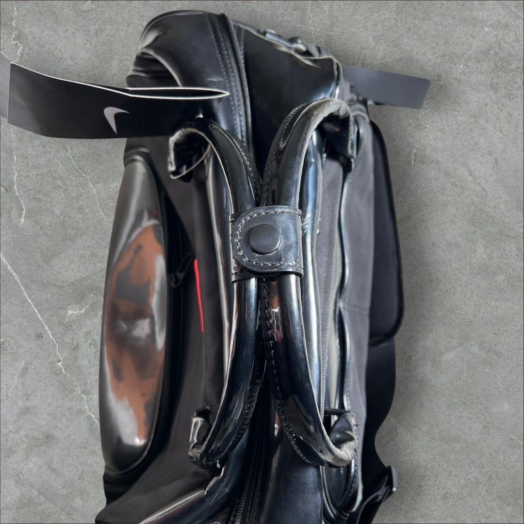 新品未使用 ナイキ ゴルフバッグ エナメルバッグ ブラック 刺繍 テック系