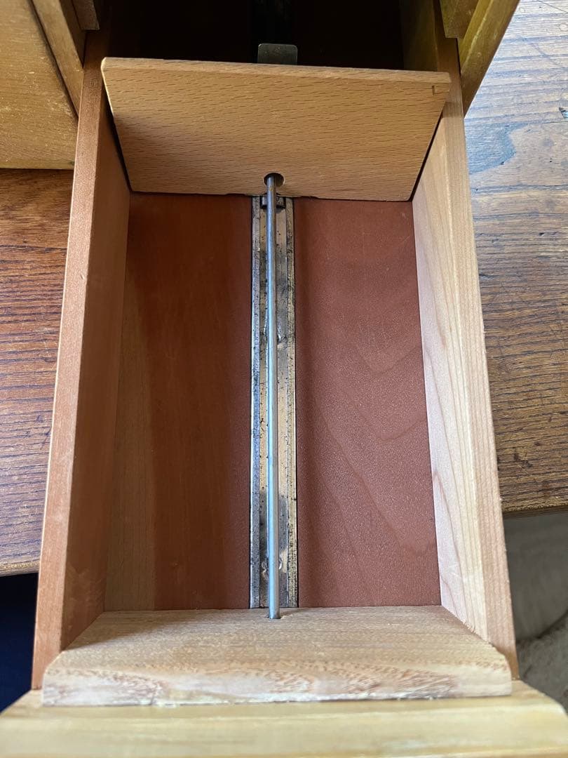 ヴィンテージ　図書館　カード棚　木製引き出し　ドロワー 4段