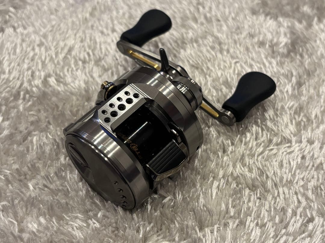 未使用23 カルカッタコンクエストBFS HG シマノ CONQUEST 右巻き