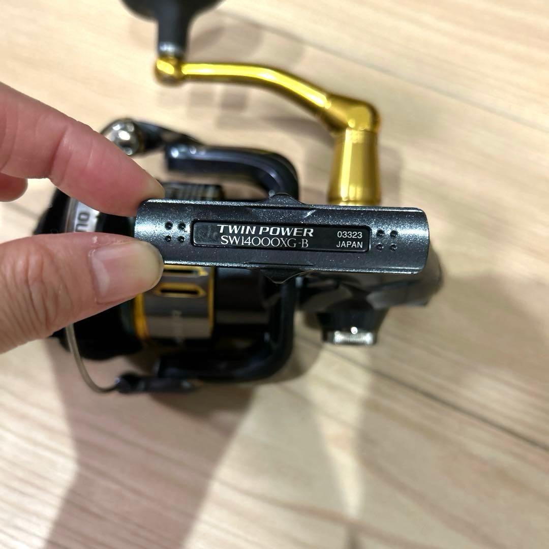 シマノ　15ツインパワー SW14000XG シマノケース付き