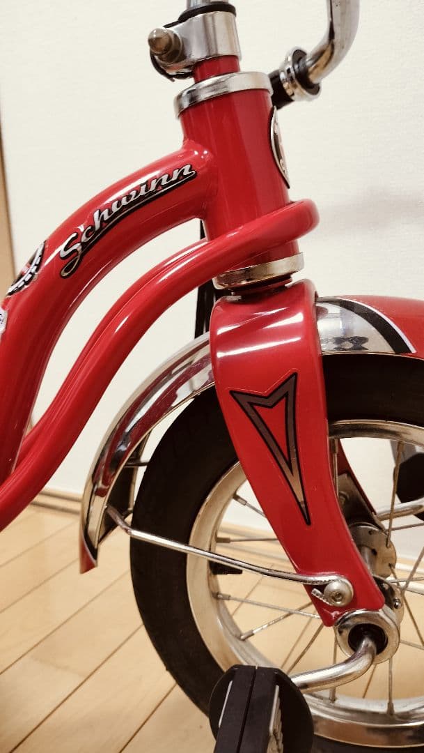 シュウィン ロードスター 室内使用 三輪車 SCHWINN 美品 定価5万円以上