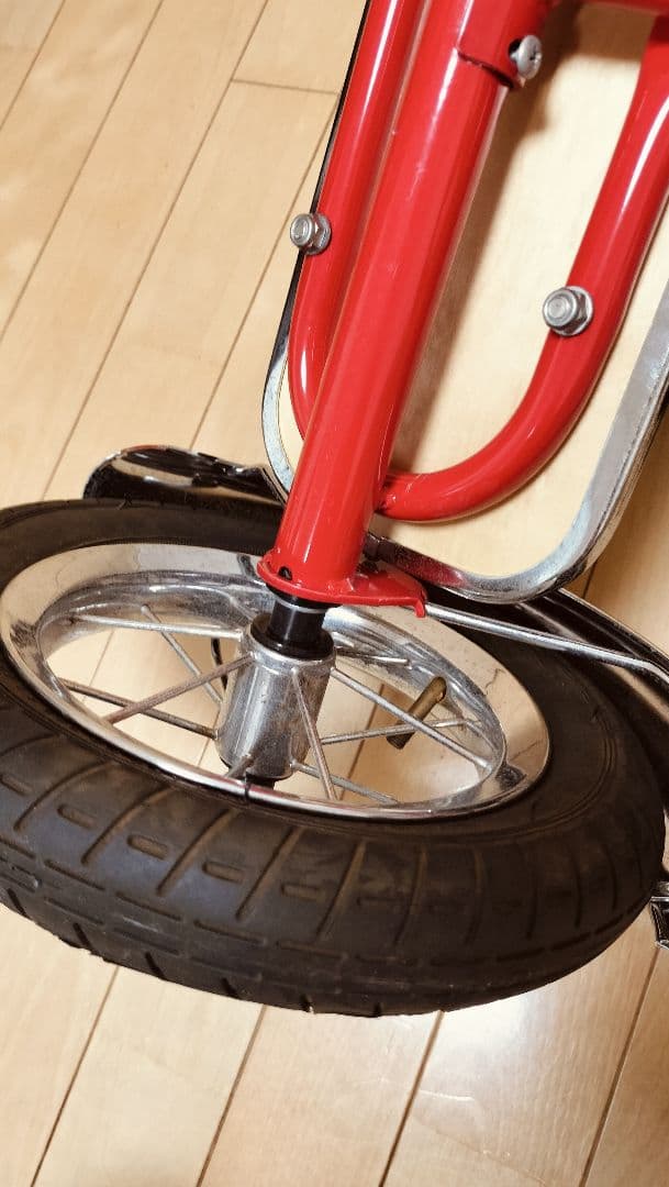 シュウィン ロードスター 室内使用 三輪車 SCHWINN 美品 定価5万円以上