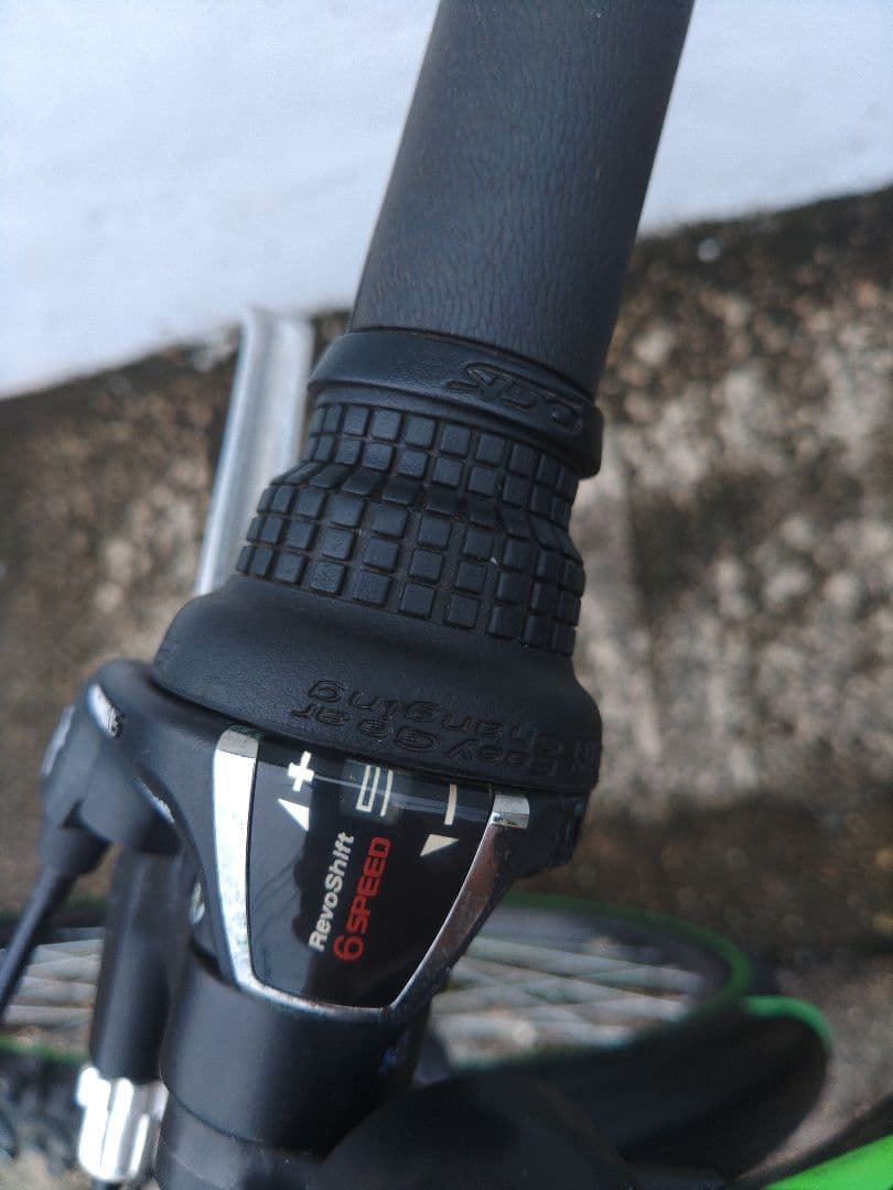 マウンテンバイク　solution SIMANOギア