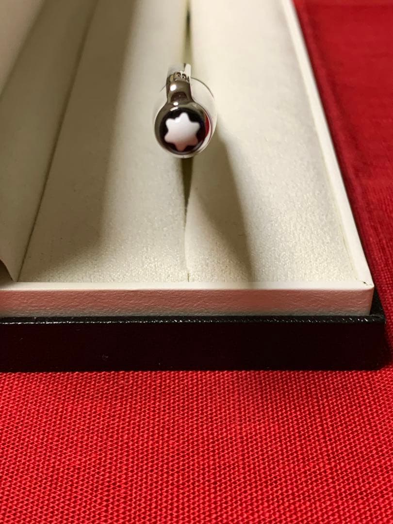 MONTBLANCマイスターシュテュック ホワイトソリテール