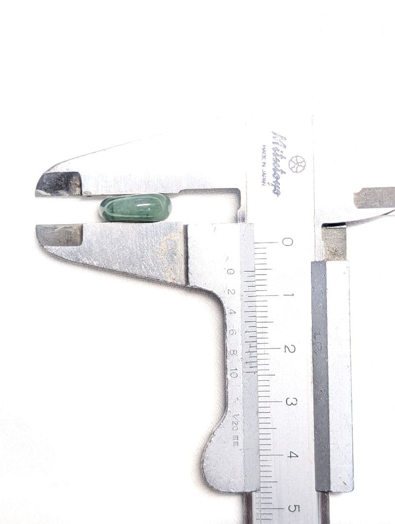 糸魚川産　本翡翠　琅玕　店主イチオシ