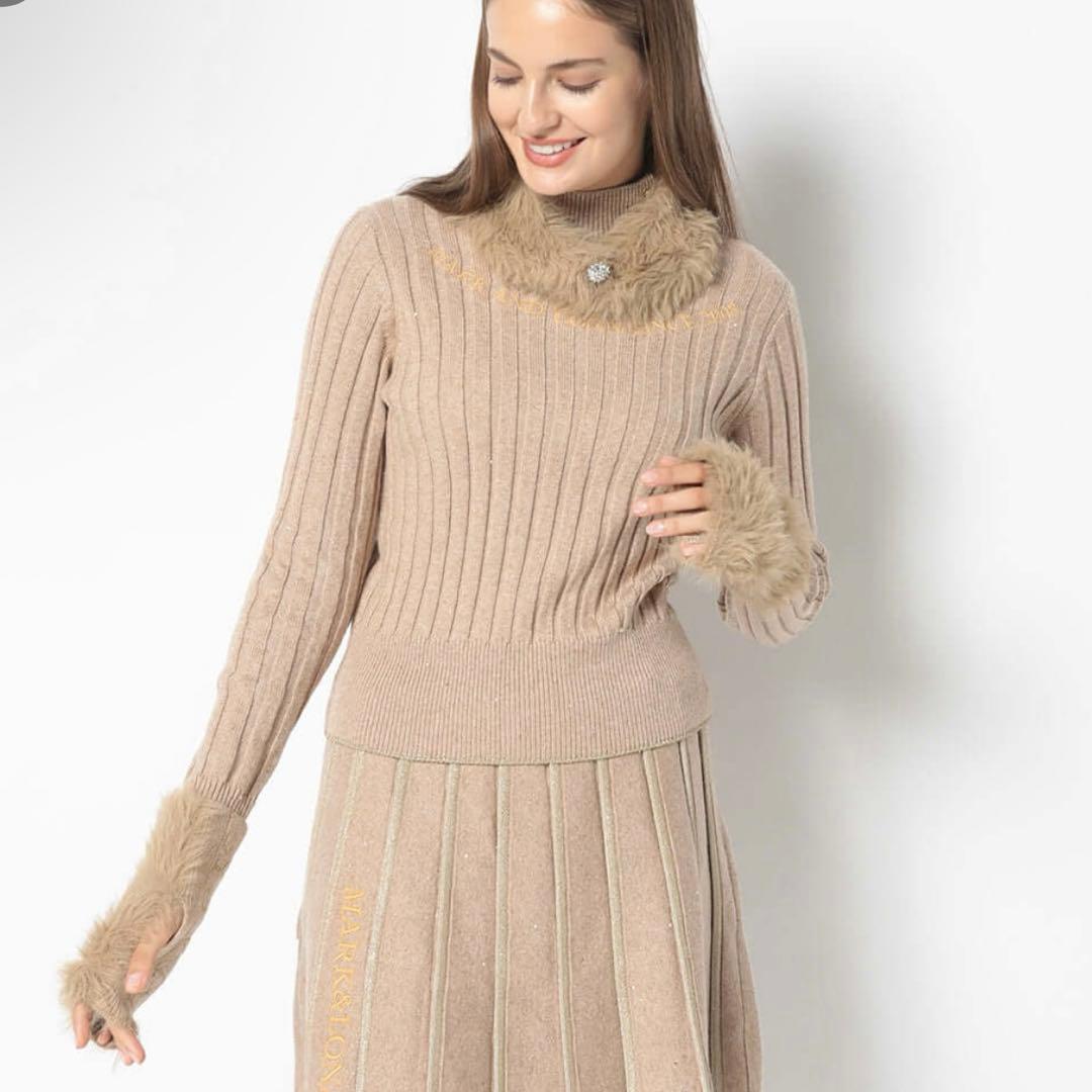 【マークアンドロナ】24年製　Cristina Glam Fur Sweater