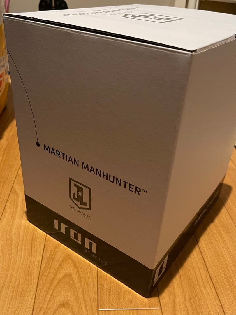 【新品/未開封】 【アイアン・スタジオ スタチュー】マーシャン・マンハンター