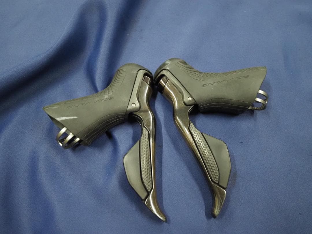 シマノ デュラエース ST-R9150 左右セット Di2　11速