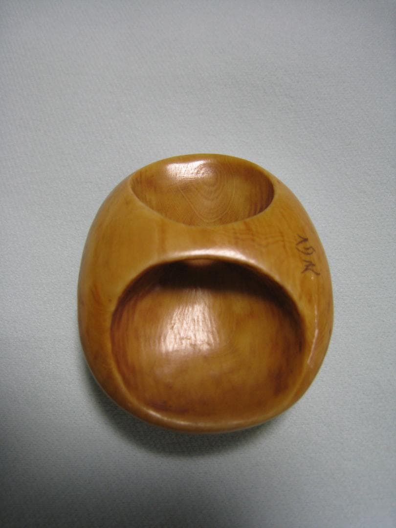 牙彫り　　おかめ　おたふく時代根付　　幸せの象徴