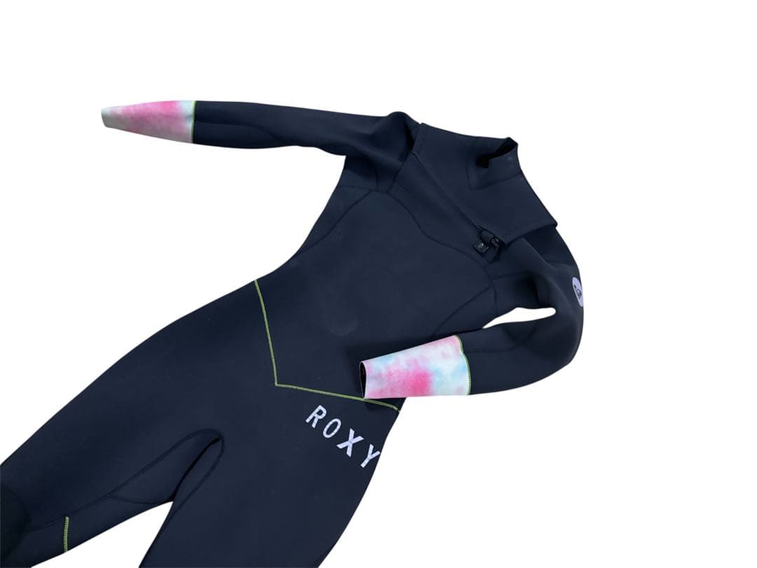 ★購入10万・美品★お洒落　可愛い　ロキシー　フルスーツ　ウエットスーツ