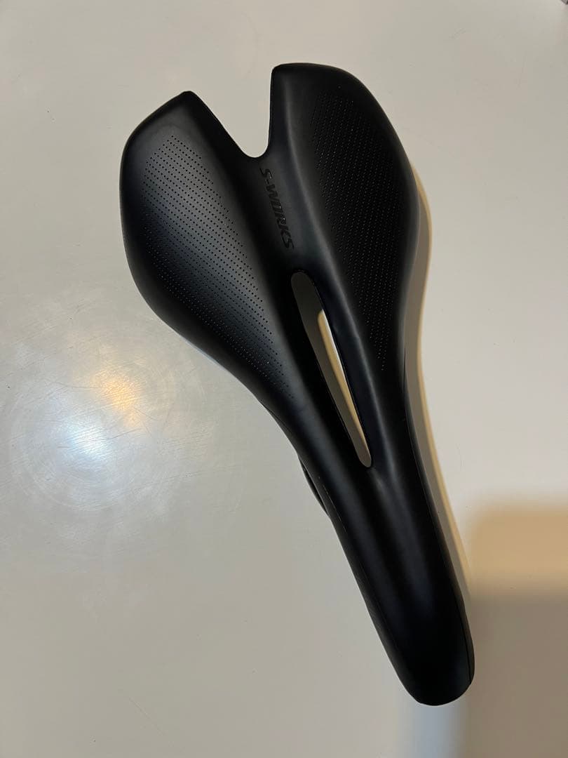 エスワークス S-WORKS TOUPE 143mm カーボン サドル