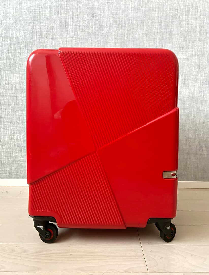 ヒデオ ワカマツ　MAX CABIN EX 42L　スーツケース 赤