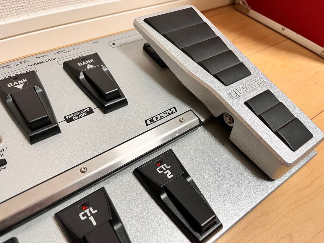 BOSS GT-10 ギターエフェクター（ケース付き）