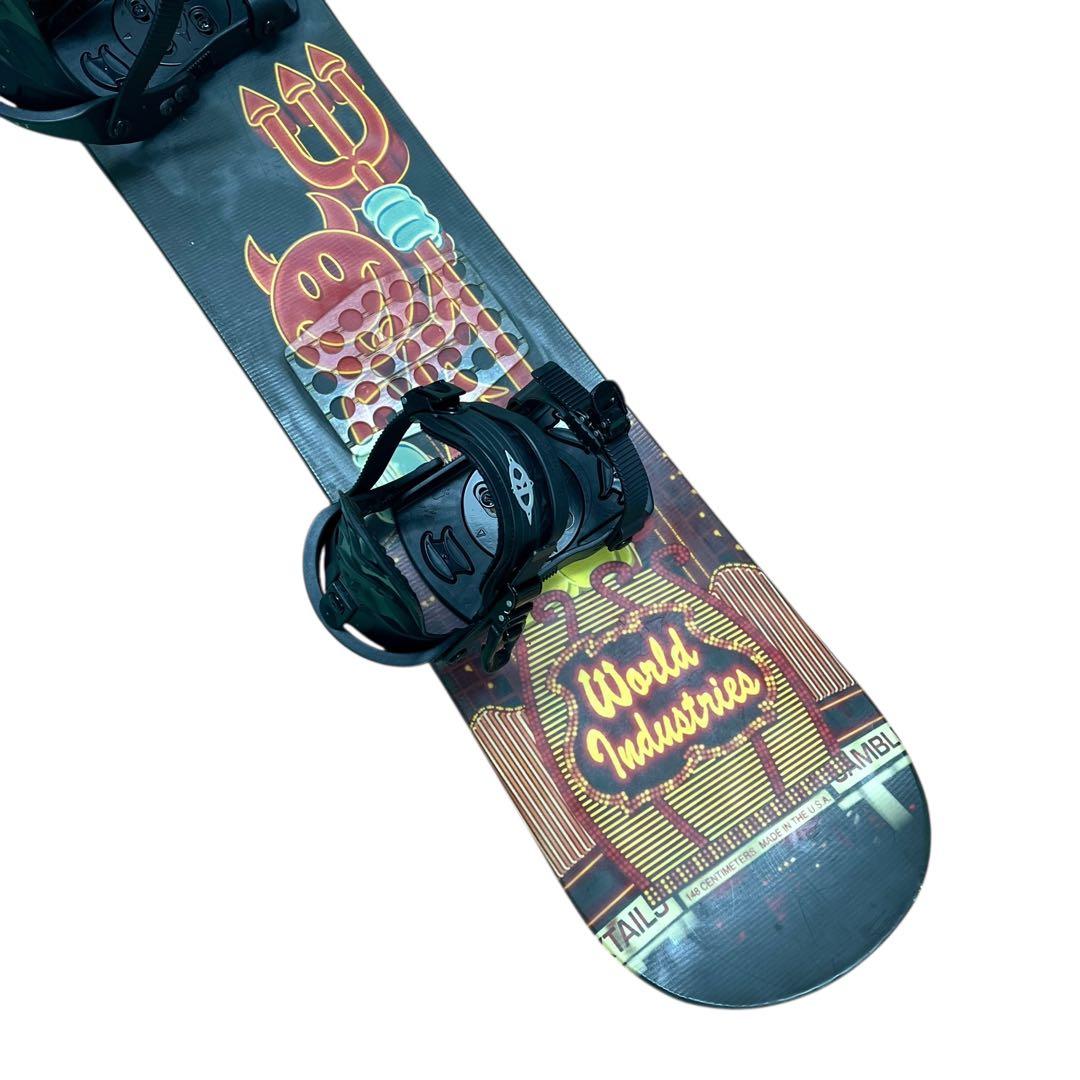 WORLD INDUSTRIES スノーボード 148 ビンディング付属