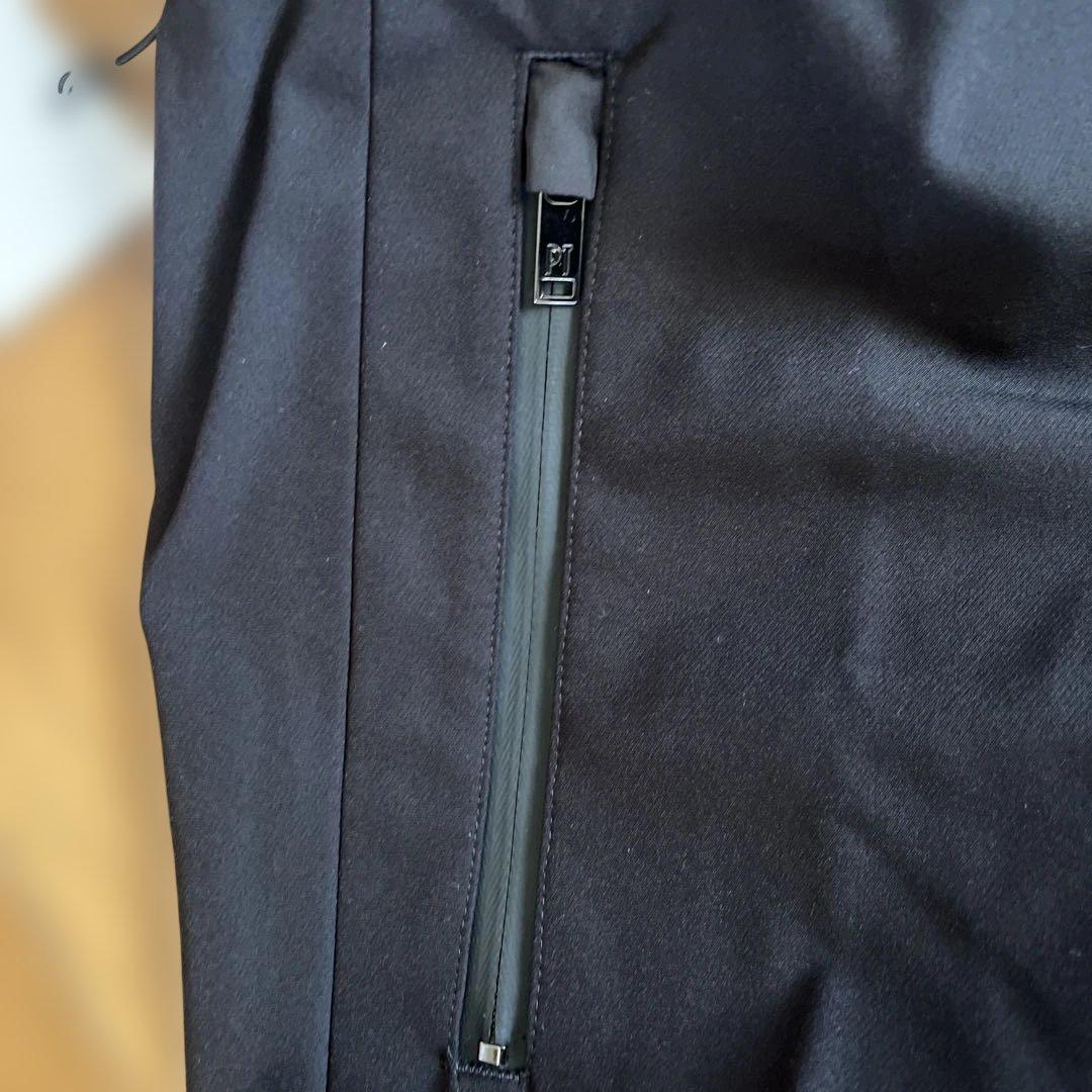 未使用品　PT トリノ メンズゴルフパンツ スリムフィット 42サイズ 黒