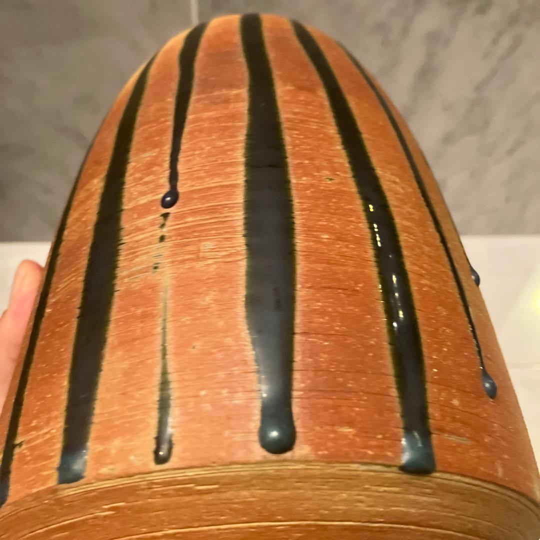 90 年代スリランカ作家Ajith さんが手掛けた雰囲気抜群の花瓶