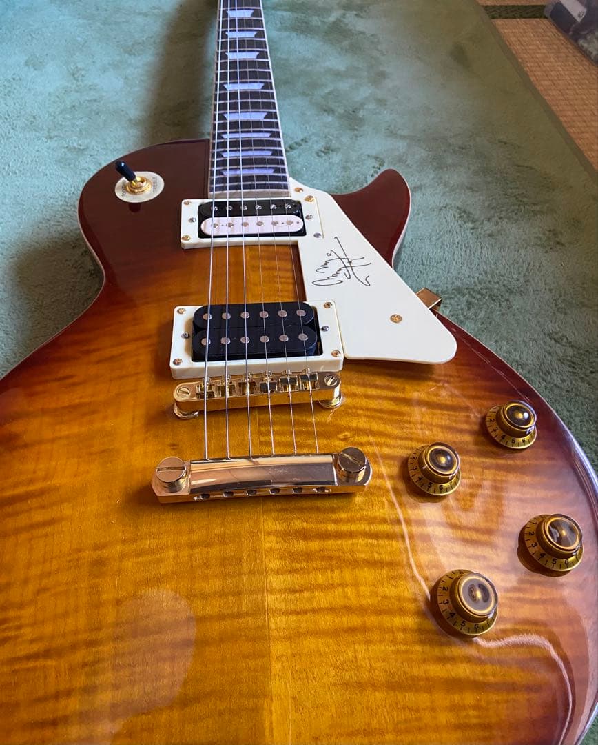 PUフロントはギブソン製！チブソンLesPaul Standardペグはゴトー製